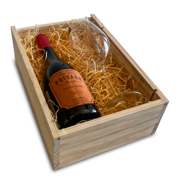 Caixa de Vinho - Presente Fim de Ano - Privado (12 meses Barrica) com taça de cristal